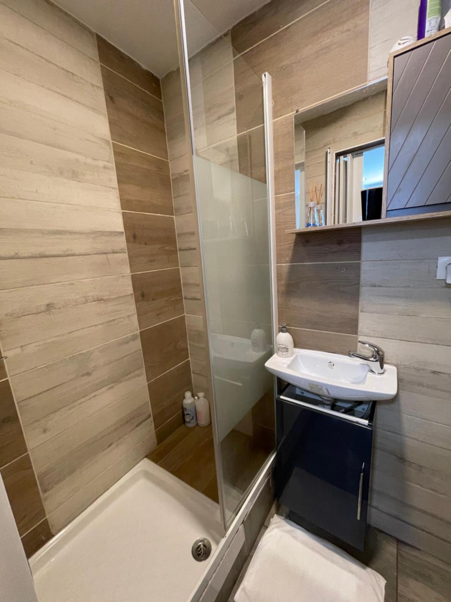 ✭✭✭ Appartement Chaleureux Proche Paris ✭✭✭ Рони-су-Боа Екстериор снимка